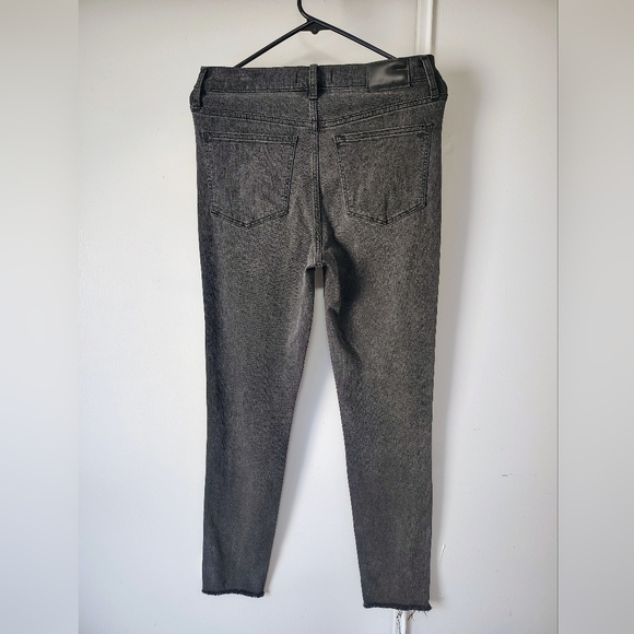 Madewell 10" high rise skinny jeans exposed button fly frayed Hem grey sz 27. - Picture 16 of 17